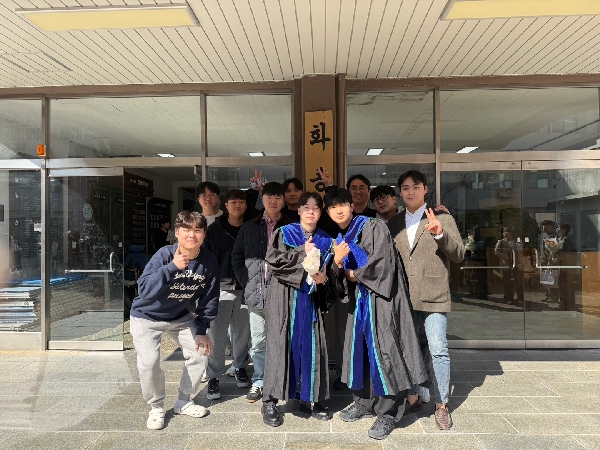 25.02 학부연구생 졸업식 대표이미지